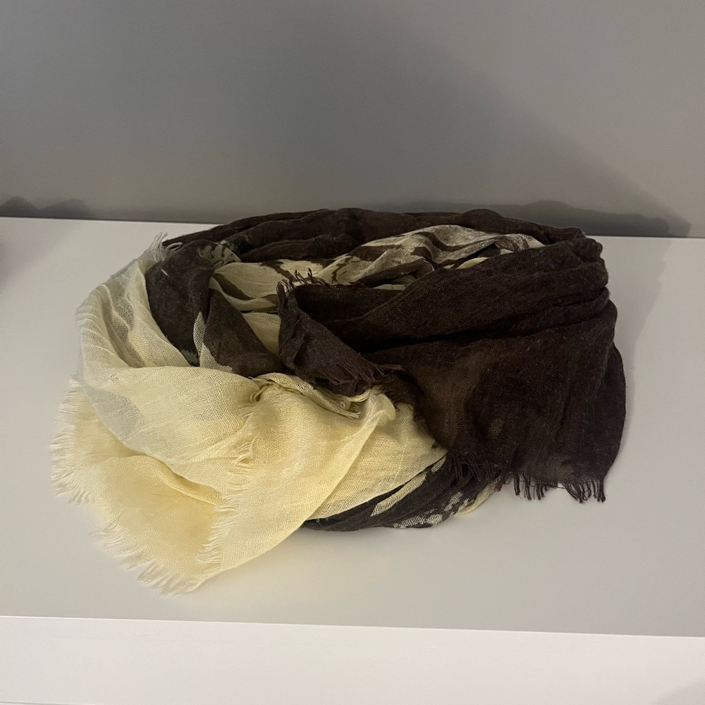 Two-Tone Lightweight Scarf in Cream and Dark Brown